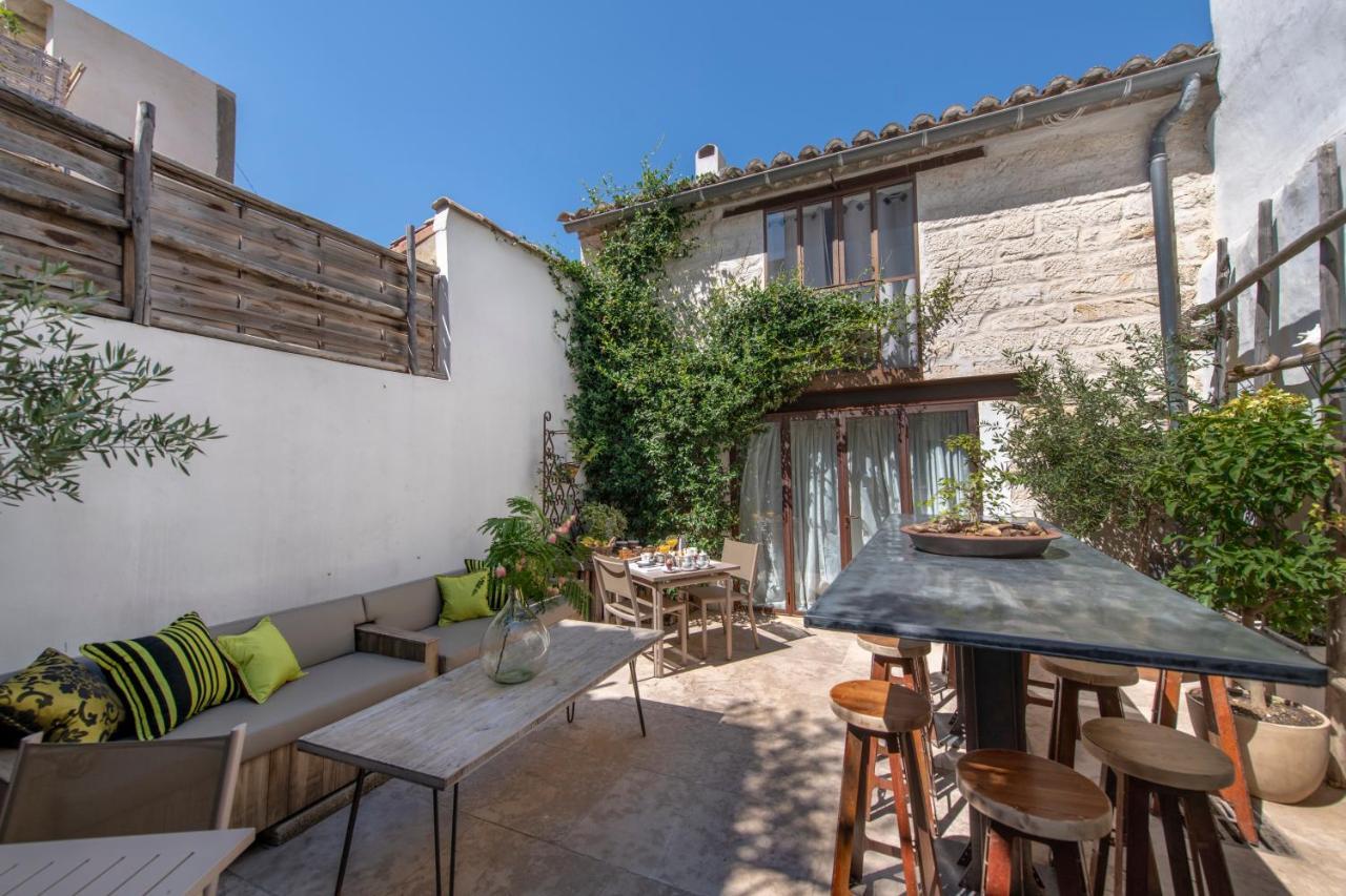 Maison De Mon Pere エーグ・モルト エクステリア 写真